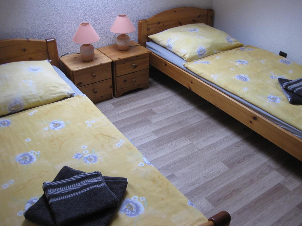 Apartament Rent A Scooter Vendeghaz Zamárdi Zewnętrze zdjęcie