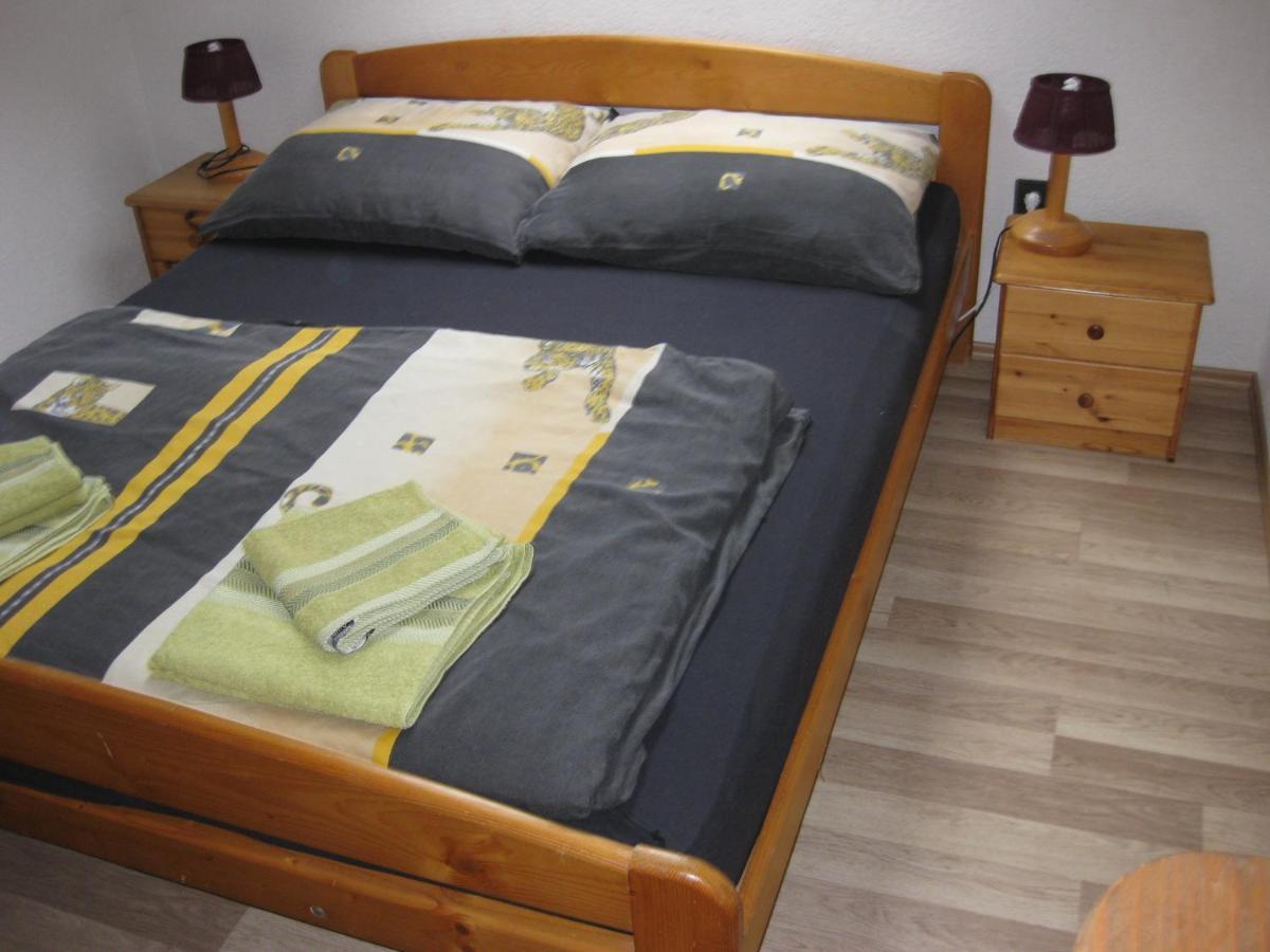 Apartament Rent A Scooter Vendeghaz Zamárdi Zewnętrze zdjęcie