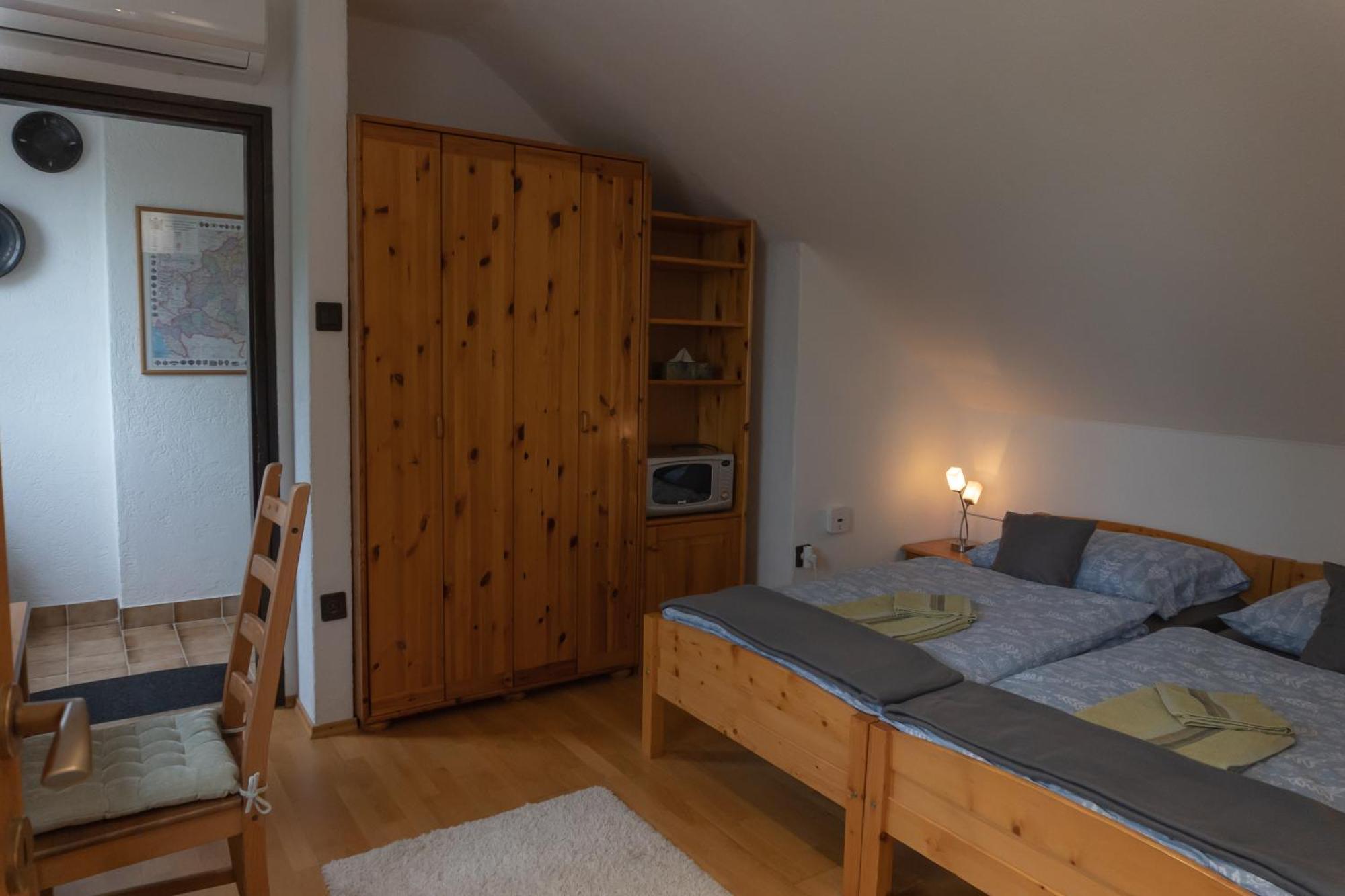 Apartament Rent A Scooter Vendeghaz Zamárdi Zewnętrze zdjęcie