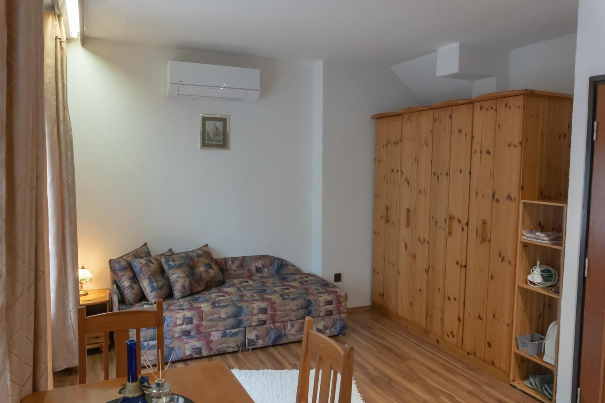 Apartament Rent A Scooter Vendeghaz Zamárdi Zewnętrze zdjęcie